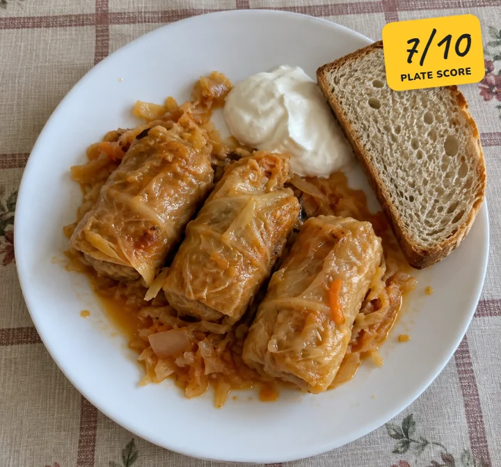 Cabbage rolls (sarmale), plate score 7 out of 10
